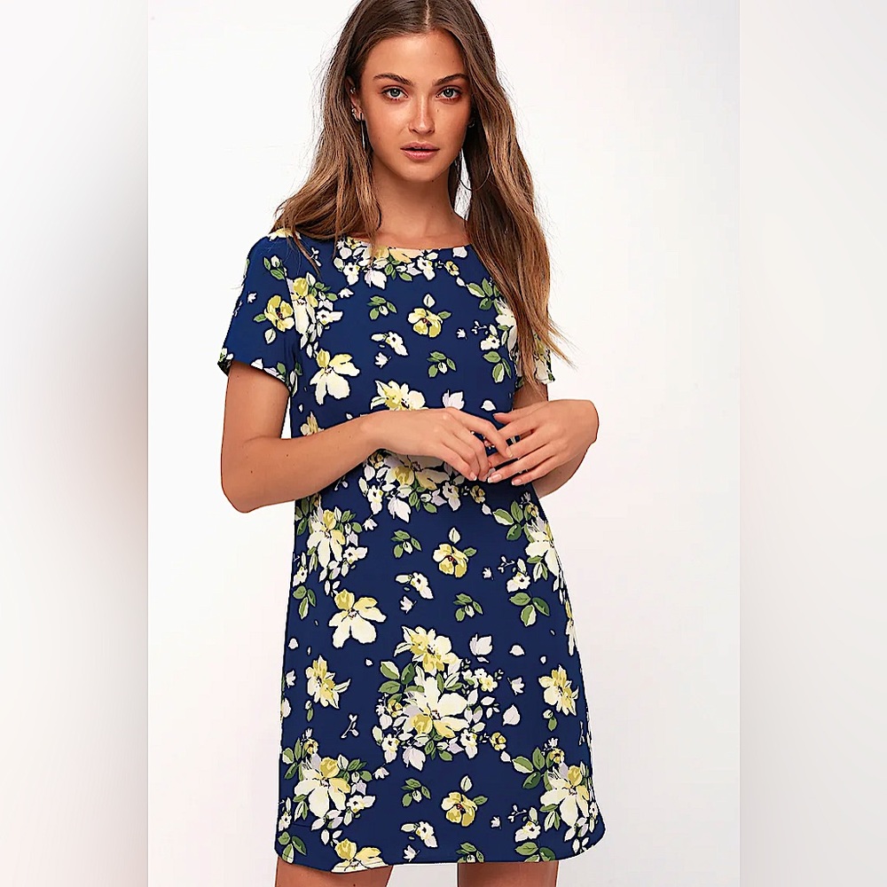 LULUS 💙”Floriana Navy Blue Floral Print Shift Dress” crew neck tee mini dress